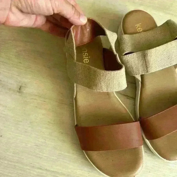 Kensie Everlee sandals size 8 - Picture 2 of 3